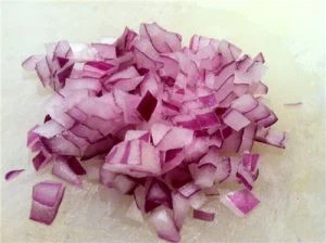 Nionwns Coch wedi'i Rewi